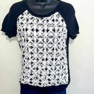 Moth Back White Floral Knit Top Shirt